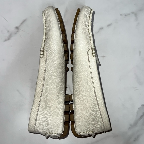 COACH Amber Pebble Grain Leather Chalk White Loafer Size 6B - Picture 8 of 13